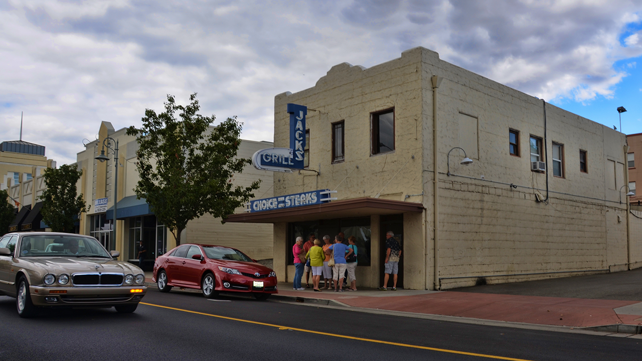 Best of the North State 2019:Best Steakhouse Goes to Jack’s Grill