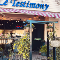 Le Testimony Organic Bistro